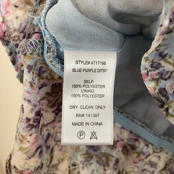 ASTR The Label Floral Milkmaid Top Blouse Womens Size Small Cottagecore Cropped - Picture 5 of 5